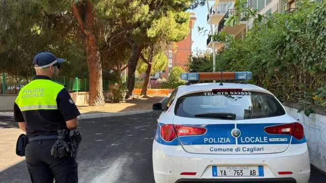 Pirri, riparte il presidio fisso della Polizia Locale: 20 agenti nelle strade ogni giorno