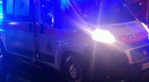 Ambulanza Notte 6 Tragedia a Nuoro, giovanissimo muore in sella alla sua moto
