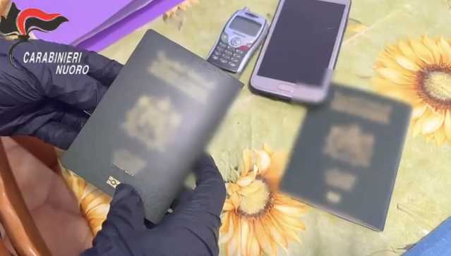 Immigrazione Clandestina Operazione Orosei Orosei, contratti fittizi e false ospitalità: smantellata una rete che favoriva l'immigrazione clandestina