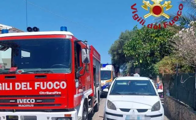 Tragedia a Palau, padre di 38 anni muore nell'incendio della sua casa: salvi i figli minorenni