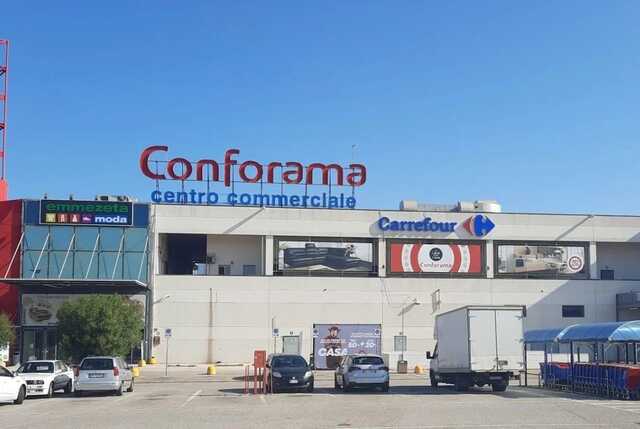 Ruba documenti e carte di credito, 19enne beccato il giorno dopo al Conforama di San Sperate