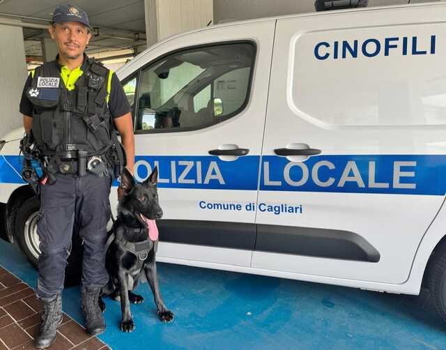Cagliari, arriva il cane antidroga Victor: aiuterà gli agenti della polizia locale contro la criminalità  