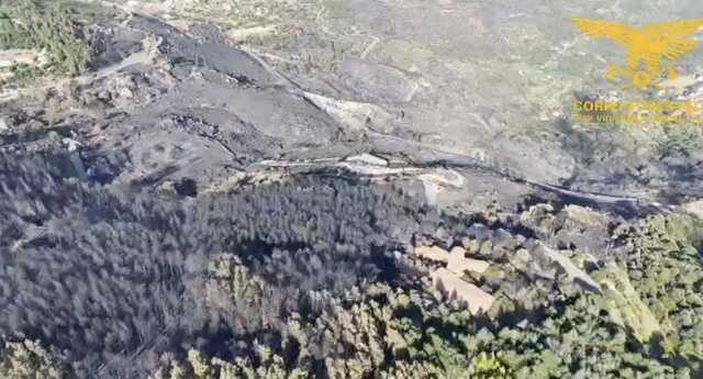 La conta dei danni dopo l'incendio tra Arzana e Elini: bruciati circa 300 ettari di boschi e macchia mediterranea 
