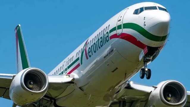 "Aeroitalia riduce o cancella voli in continuità, inaccettabile": attacco della Uil al vettore