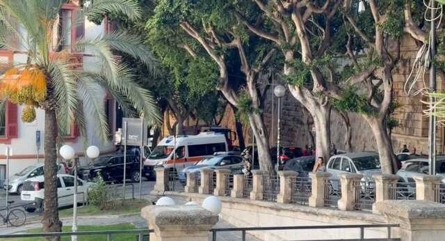 Tragedia a Cagliari, scientifica al lavoro e traffico in tilt in viale Regina Elena
