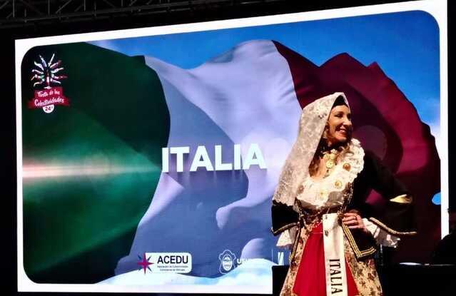 L'abito tradizionale di Quartu rappresenta l'Italia in Argentina, premiato alla 'Fiesta de las Colectividades' 