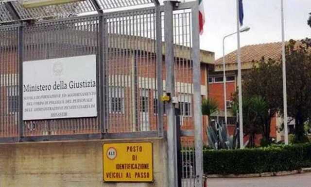 Rete di accoglienza migranti al collasso in Sardegna. Solinas (M5s): "Il governo Meloni ci ha abbandonato"