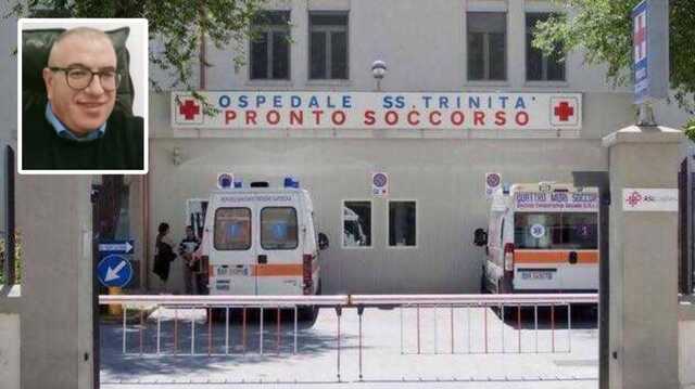 Santissima Trinità, oltre 20 pazienti in attesa di un posto letto: "Fallimento della rete regionale"