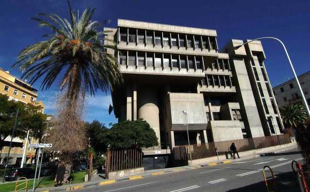 Violenze sessuali filmate su un 11enne a Cagliari: indagati 5 minorenni nel Capoluogo