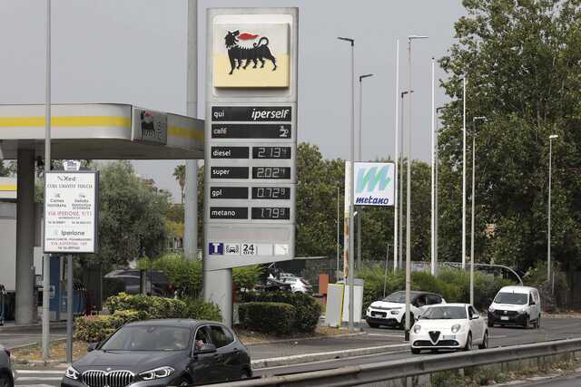 Caro carburanti, Eni fissa un tetto massimo di 2,19 euro al litro per il gasolio e 1,99 euro per la benzina 