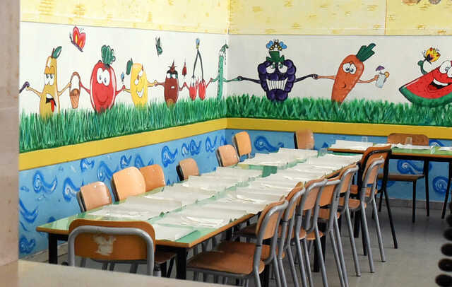 Scontro politico sulla mensa scolastica e la gara a Cagliari, l'assessora: "Stiamo lavorando perché parta a fine settembre"