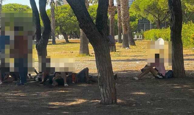 Sbarco a Cagliari, 11 migranti intercettati a Su Siccu (Video)