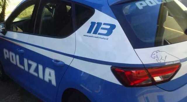 Oristano, si finge guaritore e durante la "visita" abusa di lei: uomo finisce ai domiciliari 