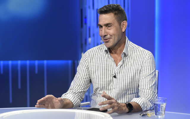 Vannacci sulle parole di Tajani: "Donna con gonna lunga o corta? Io preferisco sempre senza gonna"