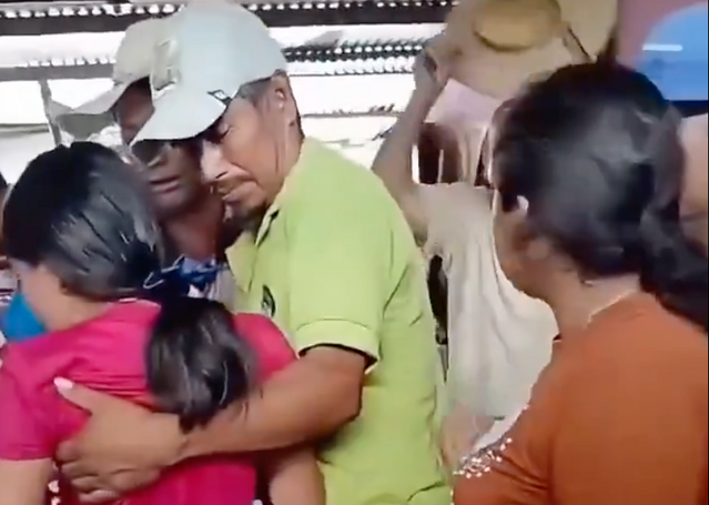 I familiari pensano che sia morta: 15enne si risveglia nella bara durante funerale in Guatemala