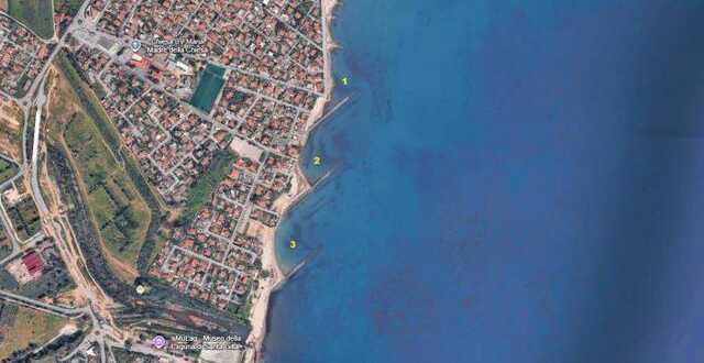 Campionamento e studio di sedimenti marini: le operazioni in acqua a Frutti d'Oro