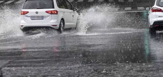 Temporali in Sardegna, allerta fino a mezzanotte: una zona passa in arancione 