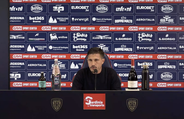 Vigilia di Roma-Cagliari, Pisacane: "Winks non convocato, Mina potrebbe giocare dal primo minuto"