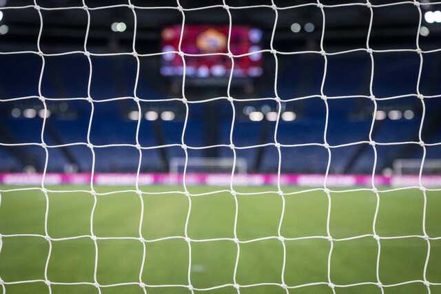 Roma-Cagliari, ecco le formazioni ufficiali: Trepy e Maldini in panchina, Nzola dal 1' minuto