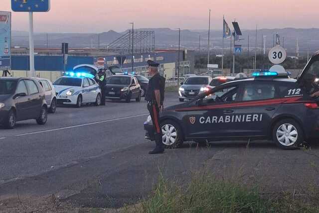 Controlli dei carabinieri sugli automobilisti, alcol e smartphone ancora tra le principali cause di incidenti mortali