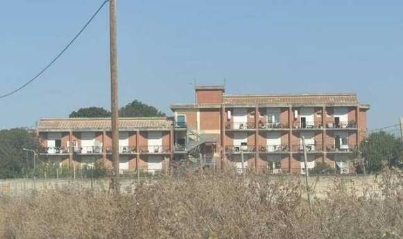 Situazione critica al Centro di accoglienza di Monastir, strutture piene: "Oggi 100 migranti lasciano l'Isola"