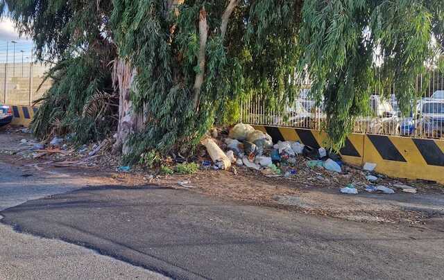 Cagliari, più di 500 multe da inizio anno per rifiuti abbandonati ed errori nella differenziata
