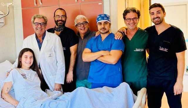 Calciatrice rischia di perdere la gamba dopo l'incidente in Sardegna sulla golf car: delicato intervento al Policlinico di Bari