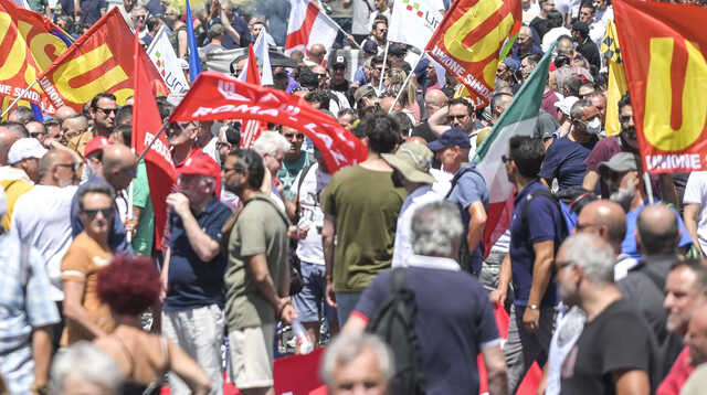 Si torna in piazza: sciopero generale e mobilitazioni anche a Cagliari contro caro vita e armi