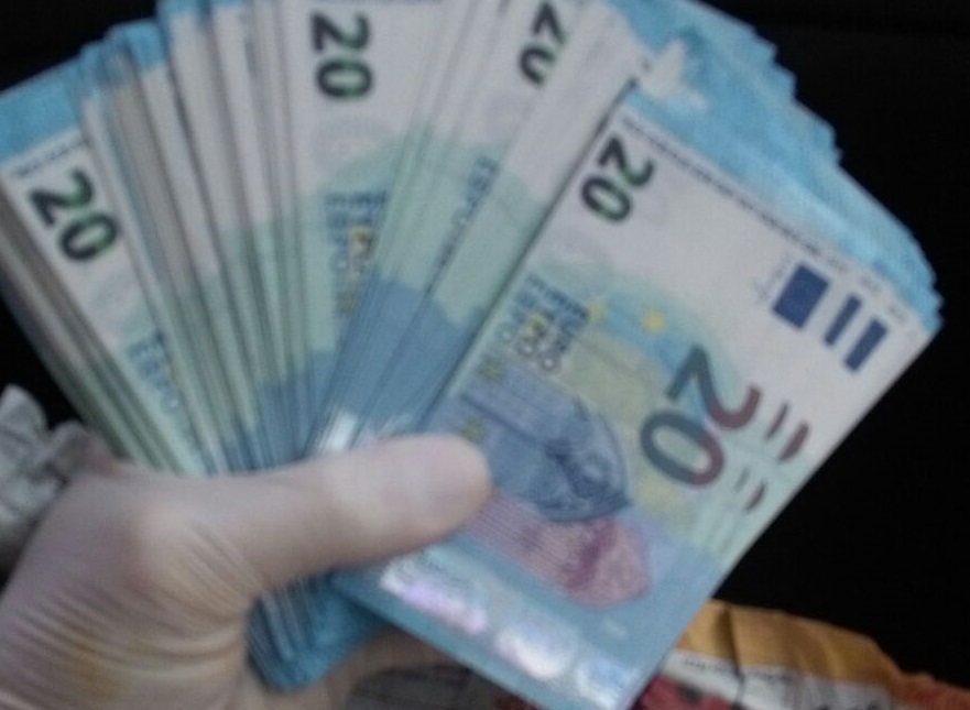 Banconote False Uno