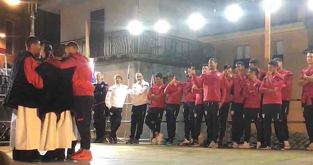 Barella Canta A Tenore Ad Aritzo