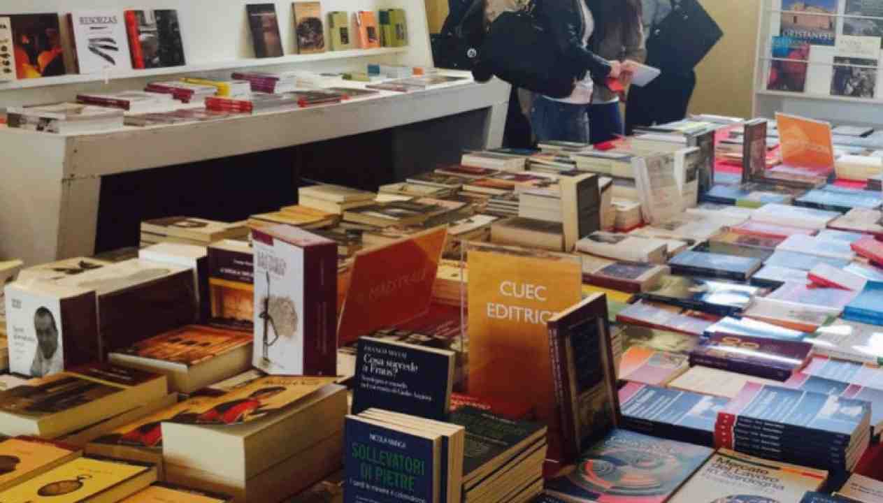 Mostra Libro 2