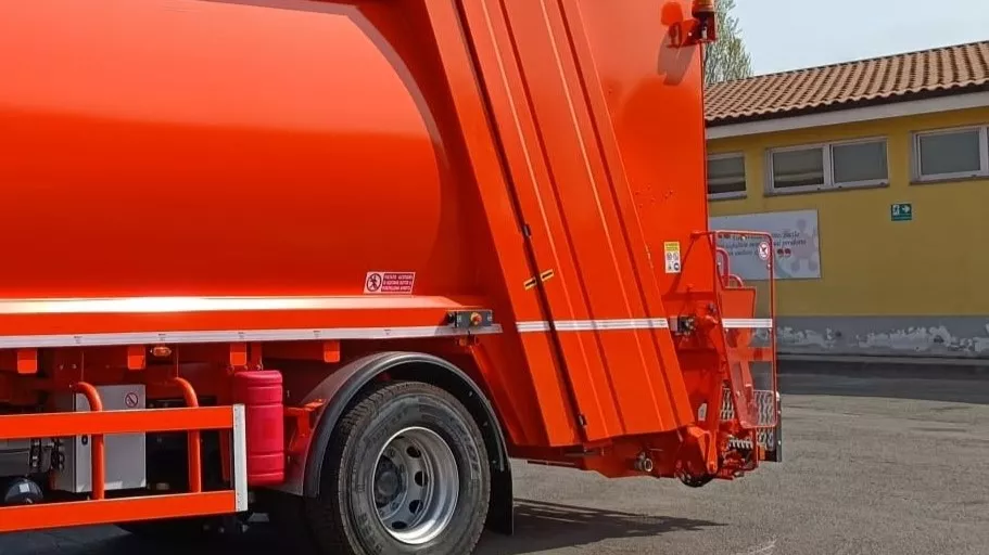 Sasom Operaio schiacciato sotto un pilastro: muore 30enne sul posto di lavoro a Milano