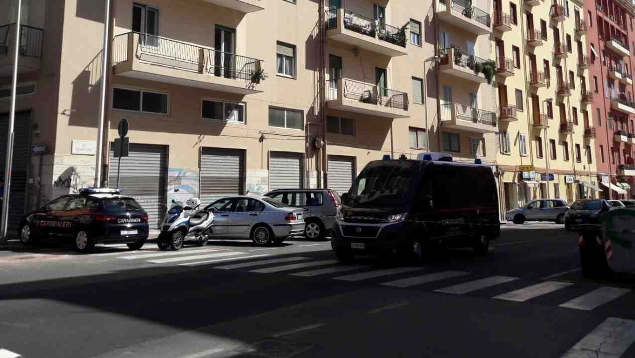 Valigia Abbandonata In Via Pascoli