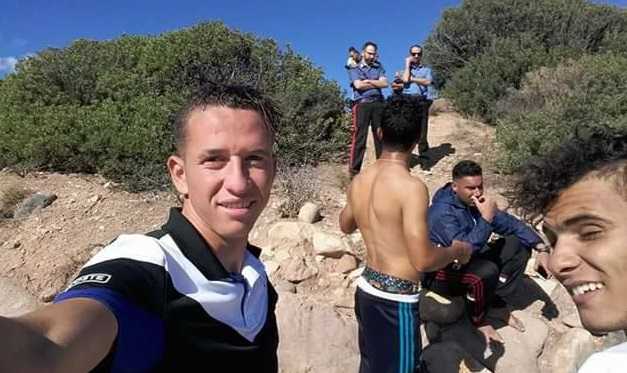 Algerini-selfie-carabinieri