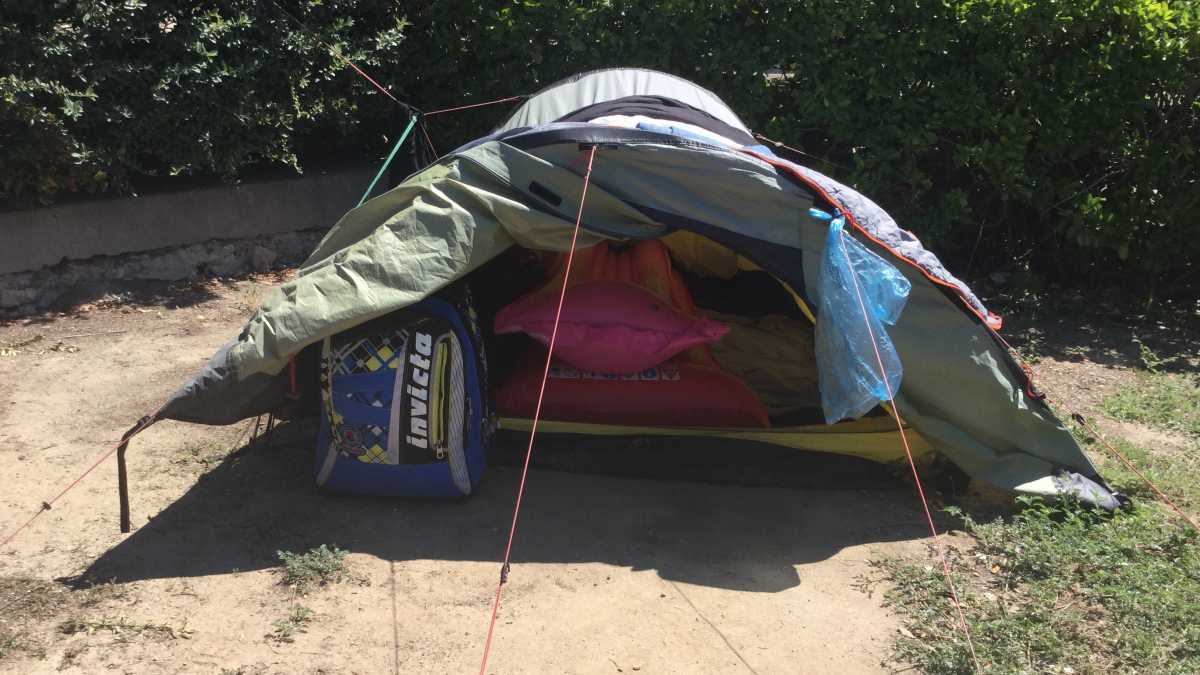Sfrattati-Buoncammino-Tenda-