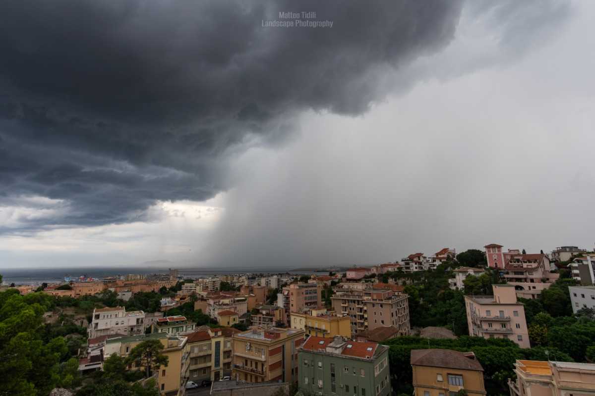 muro-acqua-cagliari-tidili