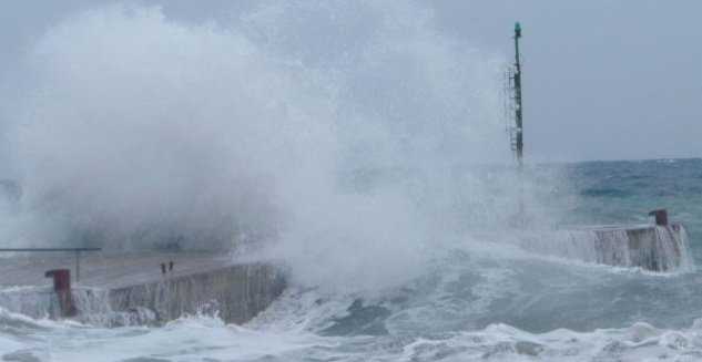 MARE-BURRASCA-640x394