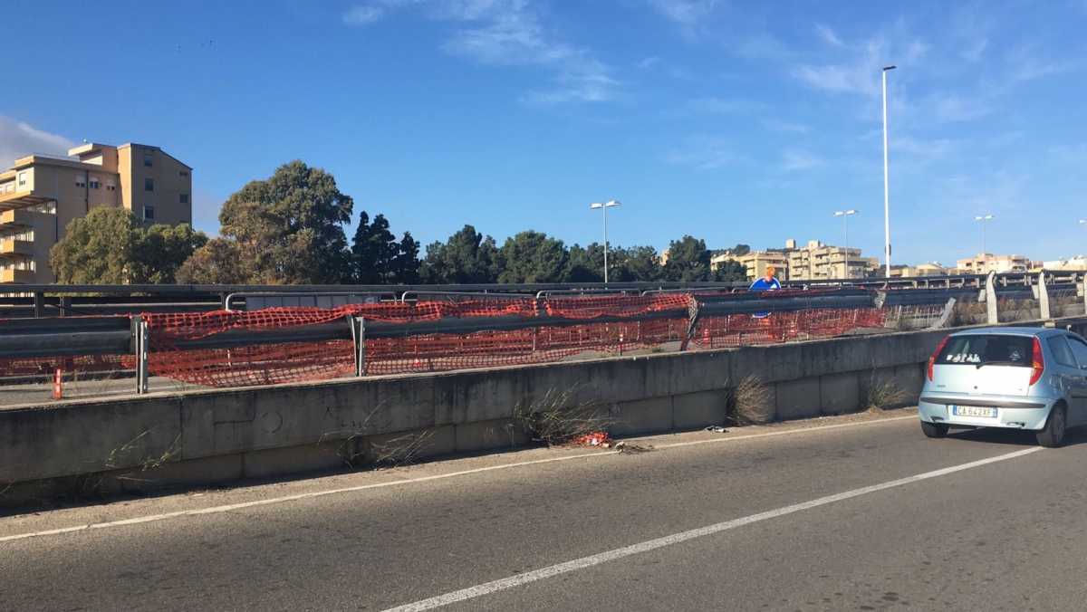Incidenti-asse-mediano-guardrail-danneggiato