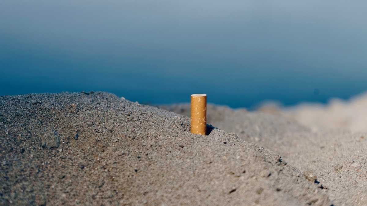 sigaretta-spiaggia
