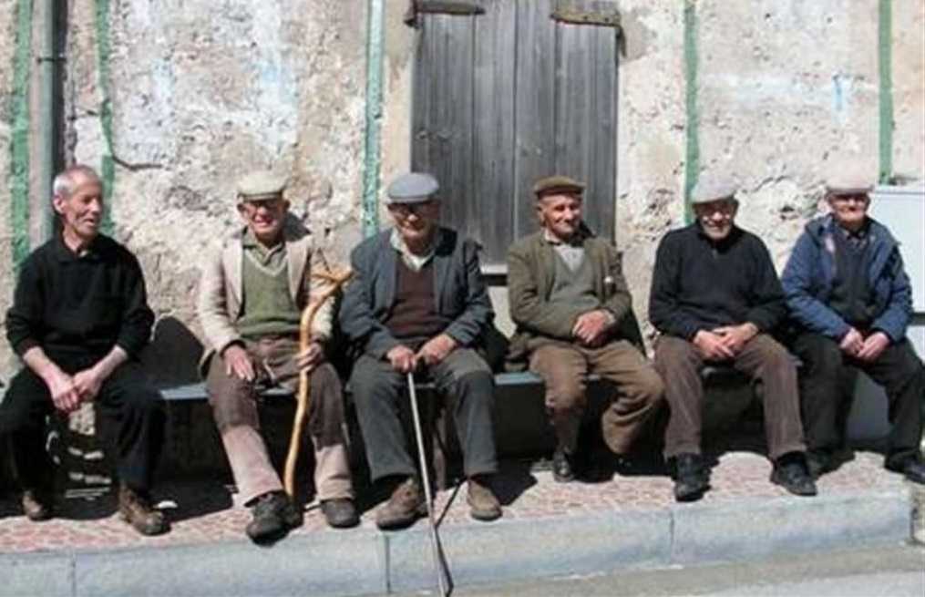 Anziani62364201