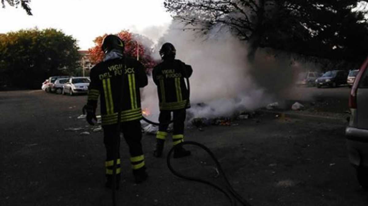 Vigili-dle-fuoco-via-Schiavazzi
