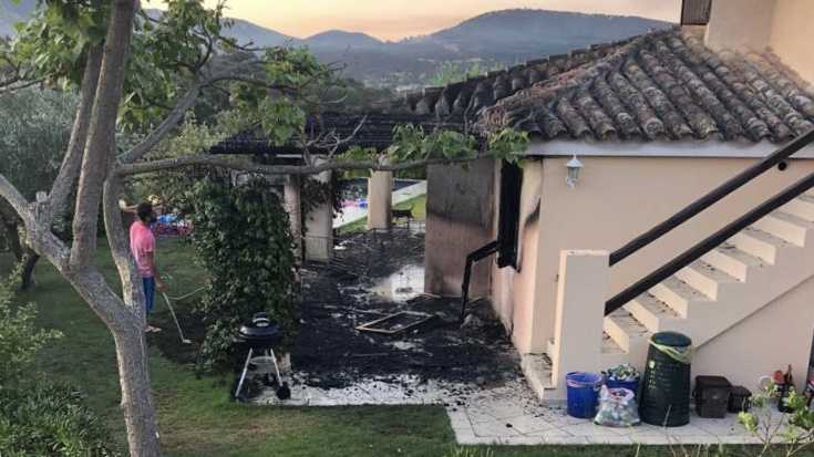 villetta-incendiata-domus-de-maria