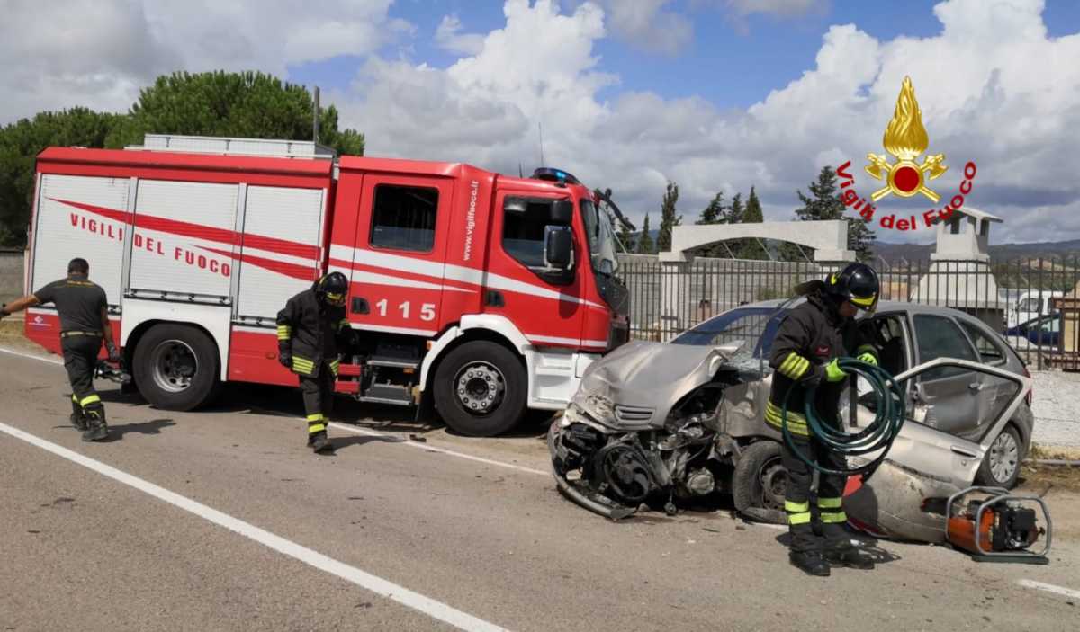 Via-dellautonomia-regionale-sarda-incidente