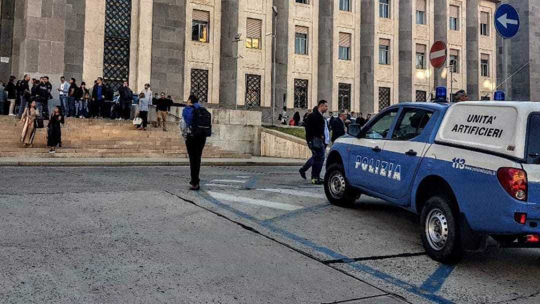 allarme-bomba-tribunale-cagliari