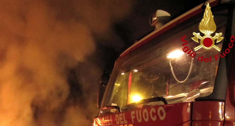 vvf-fumo-notte