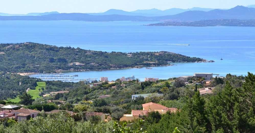 Arzachena-Costa-Smeralda-panoramica-Cala-di-Volpe