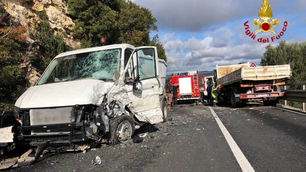 incidente-furgoni-mandas