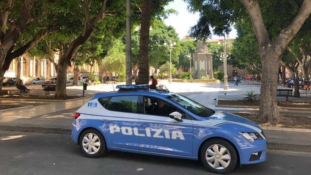 piazza-carmine-polizia