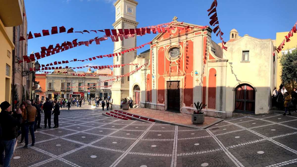 Basilica-santantioco-martire