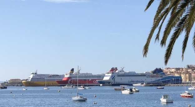 corsica-navi